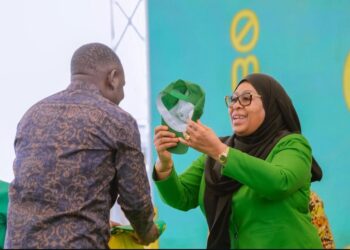 MRATIBU ACT ATOBOA SIRI KUJIUNGA CCM