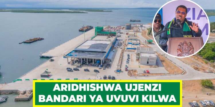 WAZIRI MKUU ARIDHISHWA UJENZI BANDARI YA UVUVI KILWA