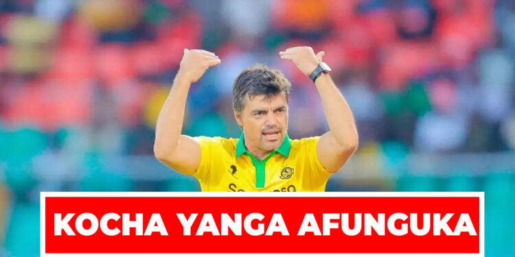 KOCHA YANGA AFUNGUKA